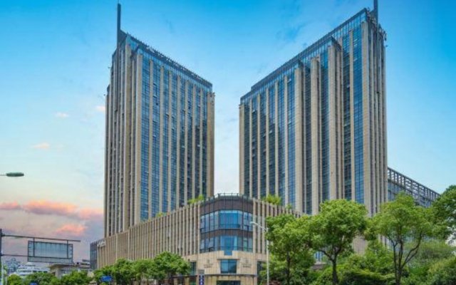 Hangzhou Bay Universal Hotel