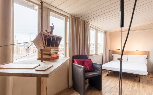 Unique Stylish Flat up to 6 Guests Near Vatican