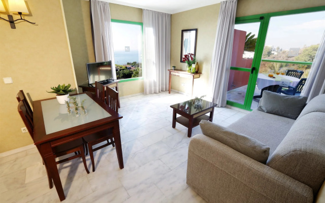 Holiday World RIWO - Teens Hotel