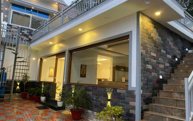 Nest Resort