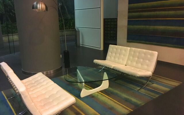 Saigon City View Apartment & Pool