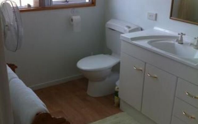 Royal Palms Papamoa Bed & Breakfast