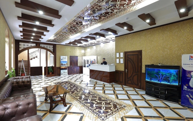 Hotel Seven Seasons