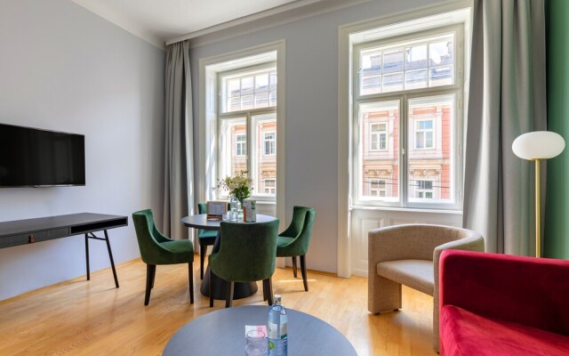 Numa Vienna Strauss