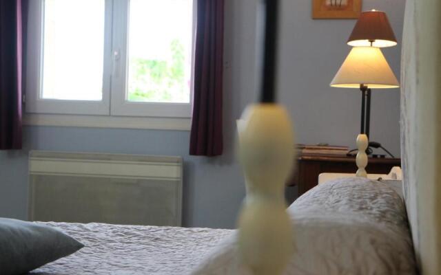 Chambre PEYROUTAS " CAMILLE" Vignonet St Emilion