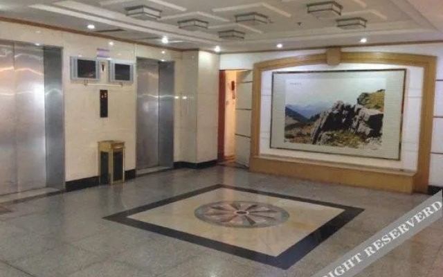 Yicheng Hostel