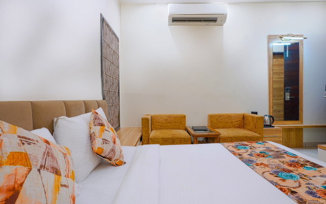 FabHotel Jewel Palace