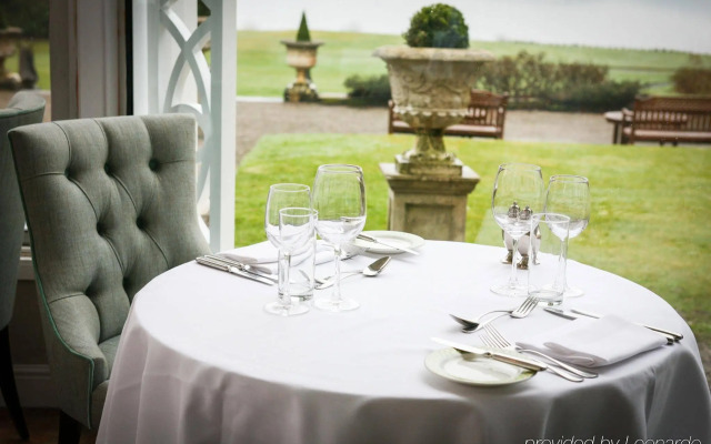 Storrs Hall Hotel