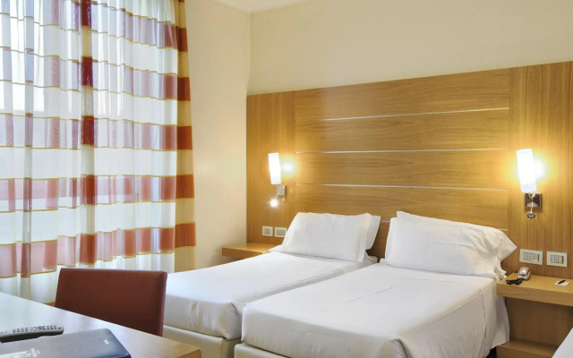 Canada Hotel