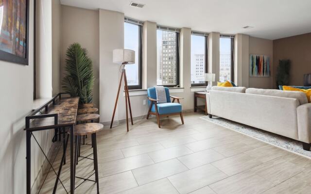 Modern Downtown Apartment