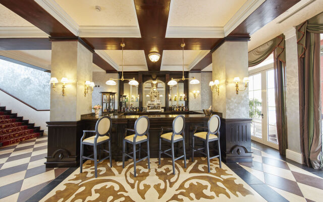 PortAventura Hotel Mansion De Lucy