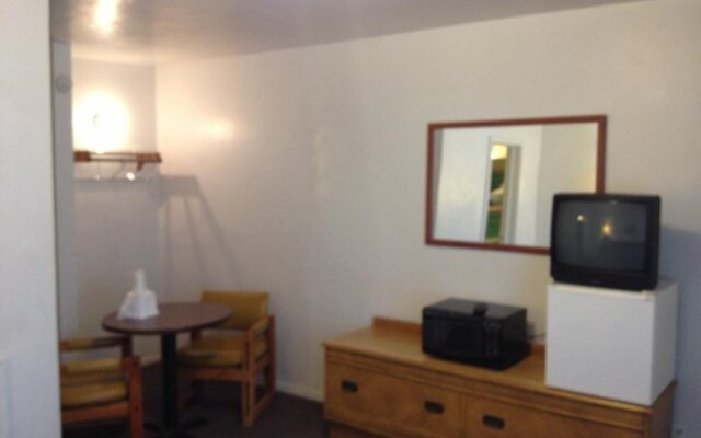Budget Inn