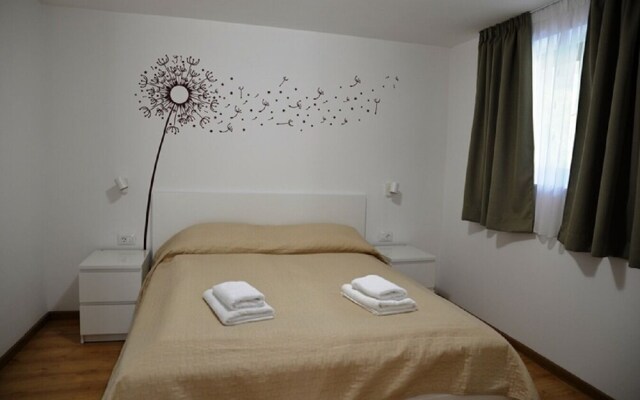 Forna - Free Parking - A3