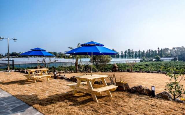 Swimeong Spa Pension