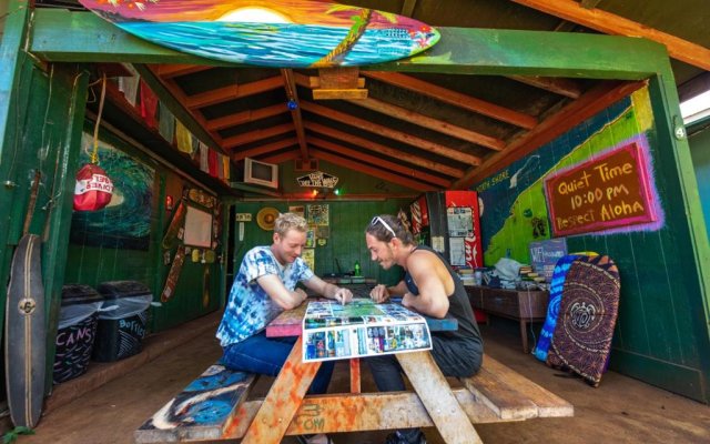 Backpackers Vacation Inn and Plantation Village