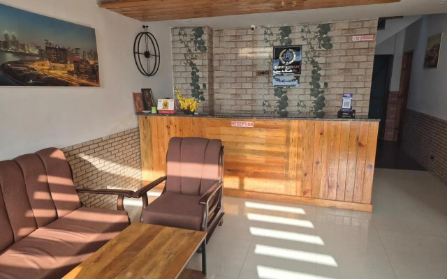OYO 7138 Acharya Cottage