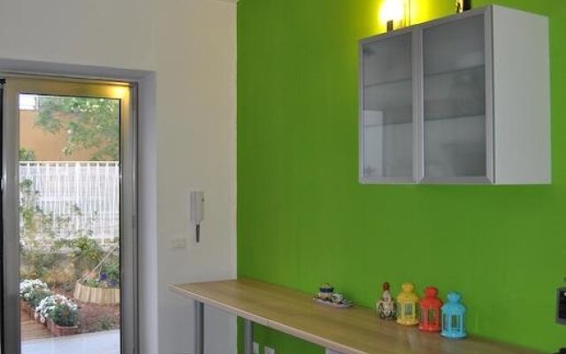 Mondello Home Hostel