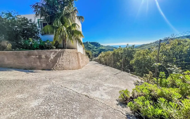 Stunning Private Villa With Sea Views, Pool, and Sun-drenched Terrace