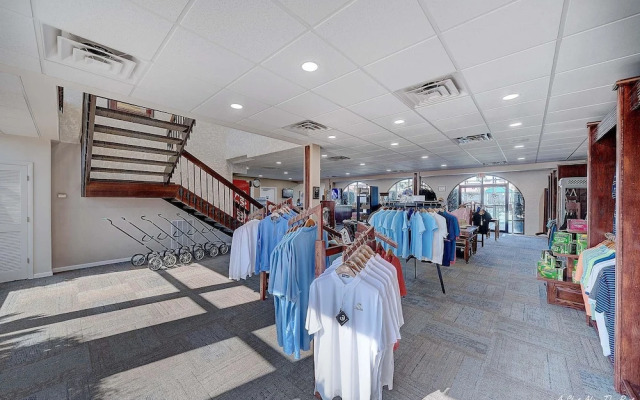 Edgewater Golf Villa 303