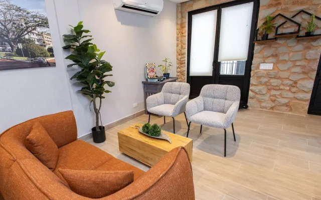 The Regal Condo by Acomodo Casco Viejo