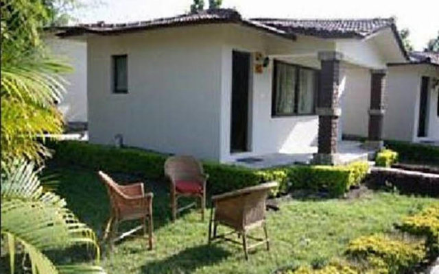 Manu Maharani Resort Corbett