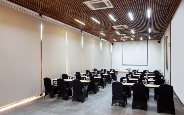 Artotel Gelora Senayan Jakarta