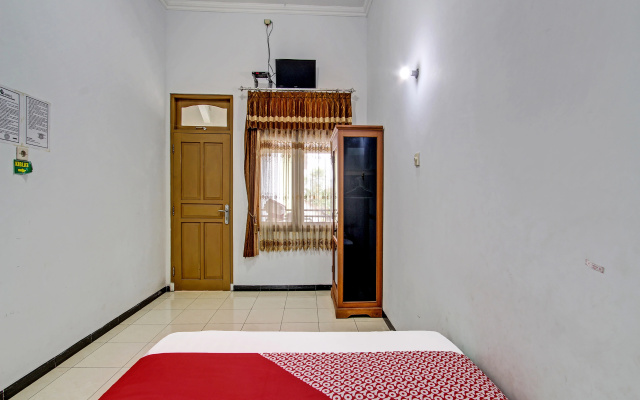 Hotel O Wisma Pkpri Purworejo – Guest Rooms – Purworejo