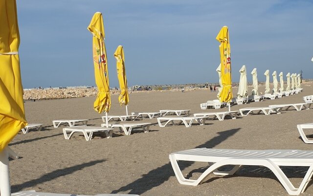 Maritimo Luxury ApartHotel