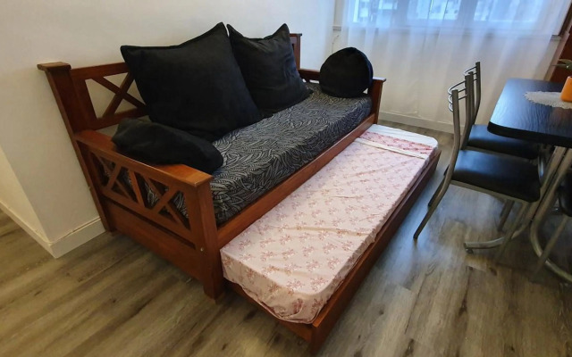 Depto de 2 ambientes zona Guemes