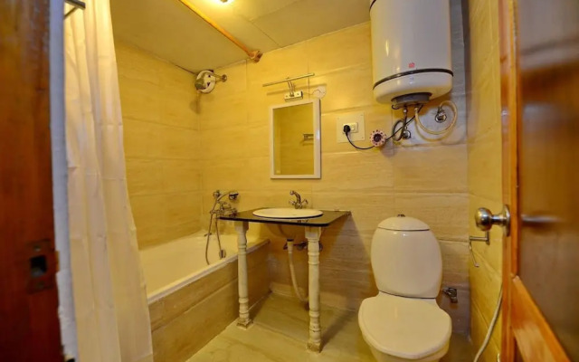 Hotel Pine Palace Resort