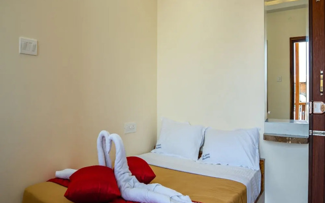 Le Suresh Residency