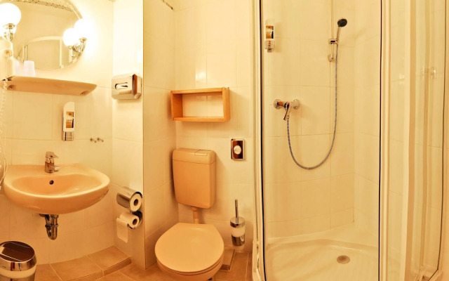 Pension Zum Riedensee