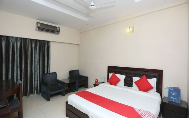 OYO 33385 Hotel Mandakini
