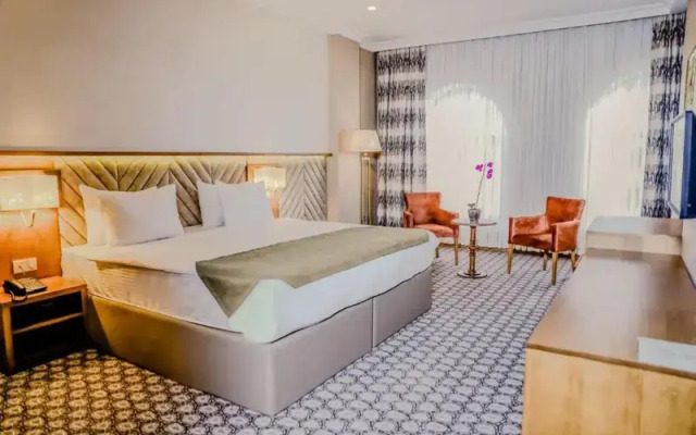Madison Hotel Baku