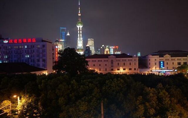 Soho Bund Youth Hostel
