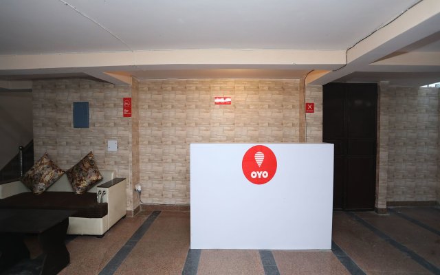 OYO 10960 Hotel Royal India