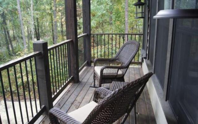 Crosslake Treetop Village