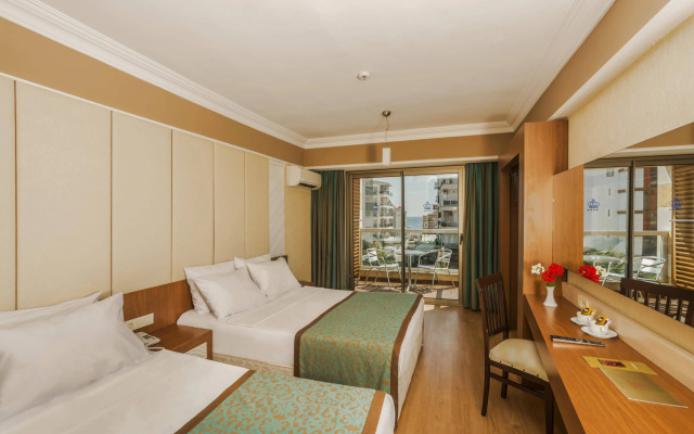 Taç Premier Hotel & Spa
