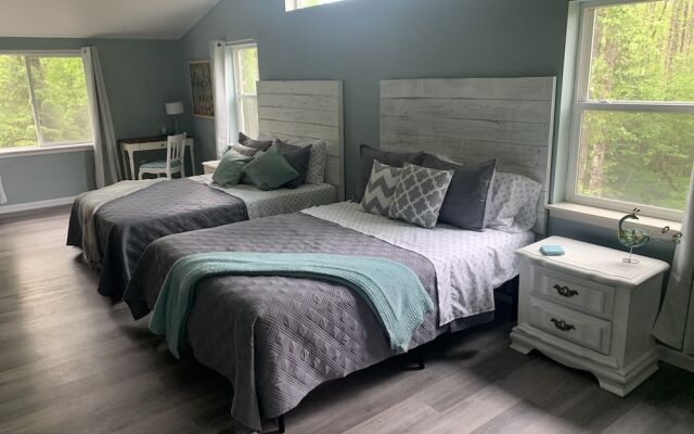 Bear Bottoms at Salmon Creek