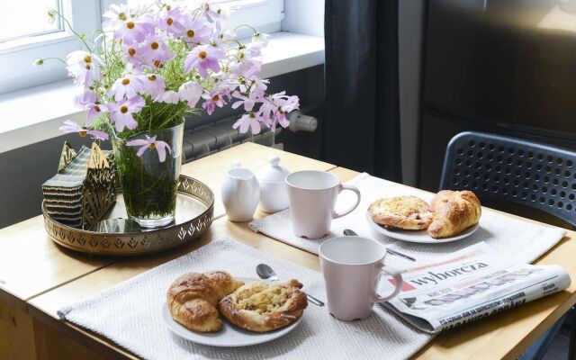 Downtown Colour Studio