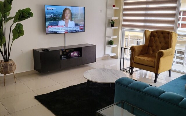 Stylish 2-bed Apartment in Lekki