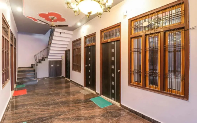 Hotel Aryan Galaxy by OYO Rooms
