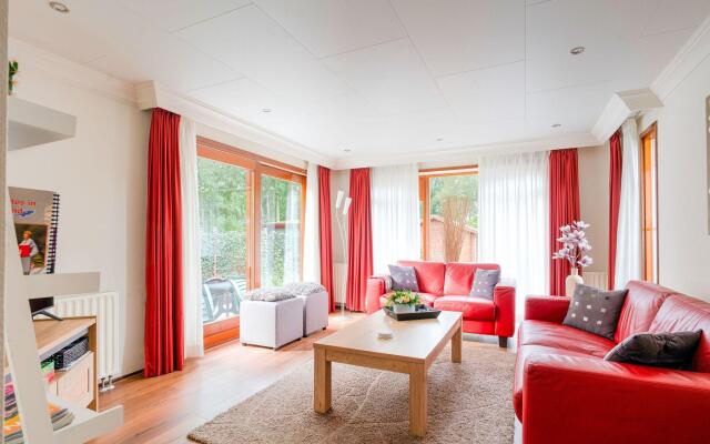 Delightful Chalet in Putten with Garden