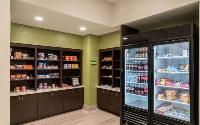 La Quinta Inn & Suites by Wyndham Mobile