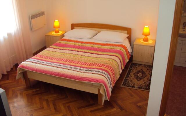 Apartments Kazo