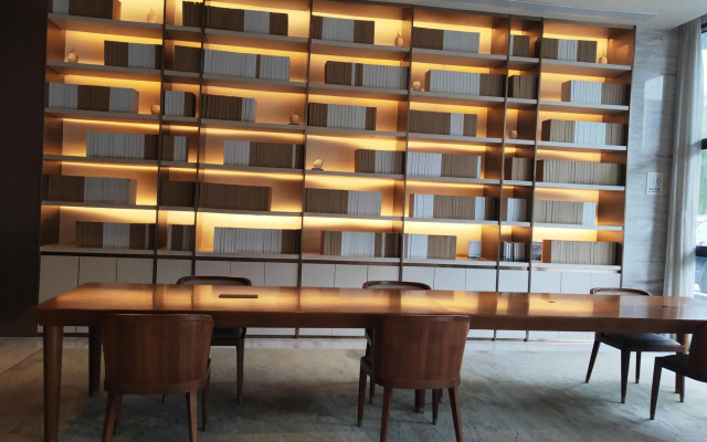 Ji Hotel Jiaxing Wanda Square
