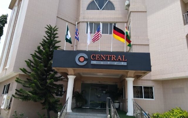 Central Hotel - Osu