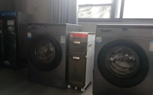 Yike China Hotel (Jingdezhen Taoxichuan Creative Plaza)