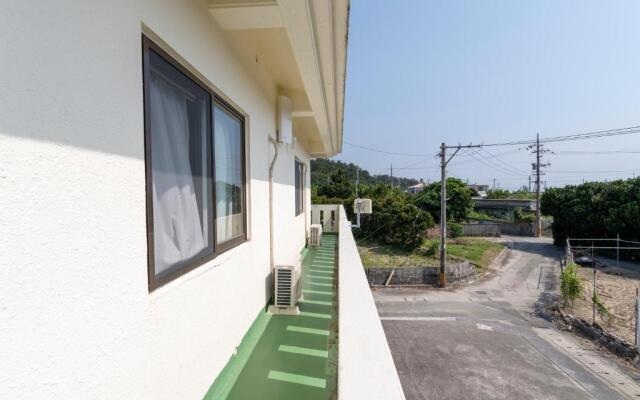 Maru House