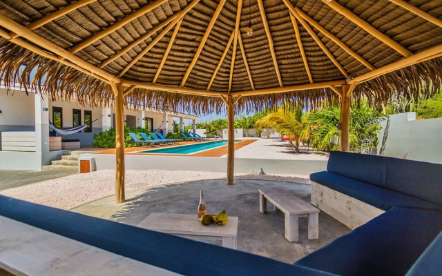 Luxurious Ocean View Getaway!